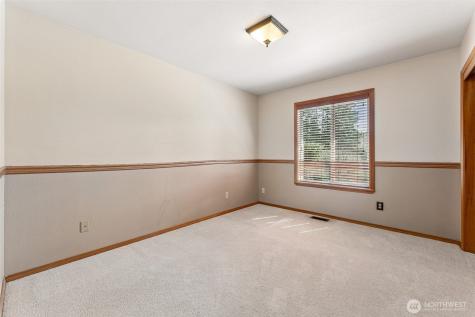 11610 45th Street E Edgewood WA 98372