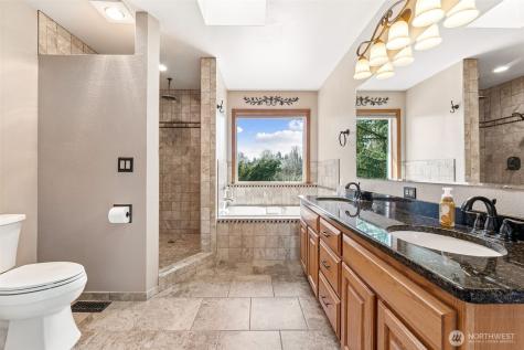 11610 45th Street E Edgewood WA 98372