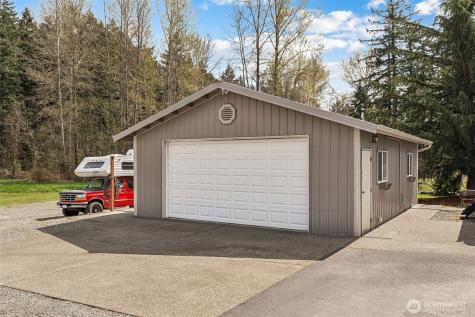 11610 45th Street E Edgewood WA 98372