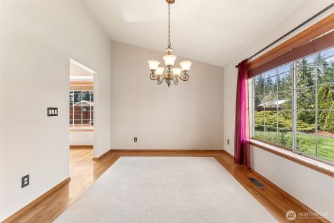 11610 45th Street E Edgewood WA 98372