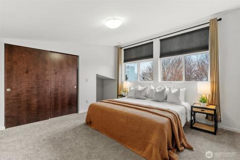 6536 42nd Avenue SW Seattle WA 98136