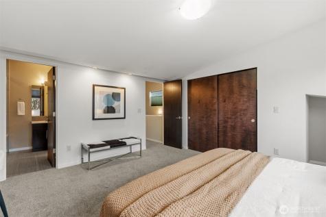 6536 42nd Avenue SW Seattle WA 98136