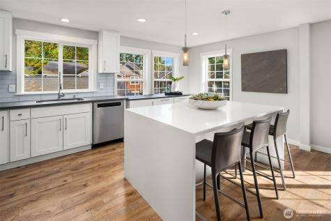 3046 128th Avenue SE Bellevue WA 98005