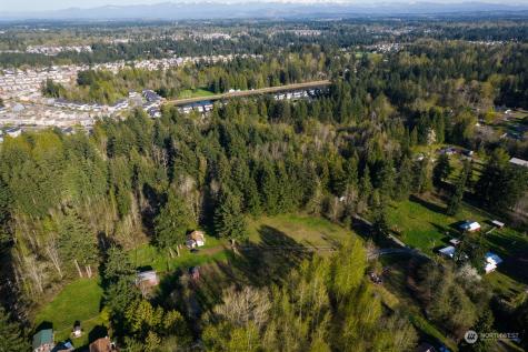 13924 59th Avenue E Puyallup WA 98373