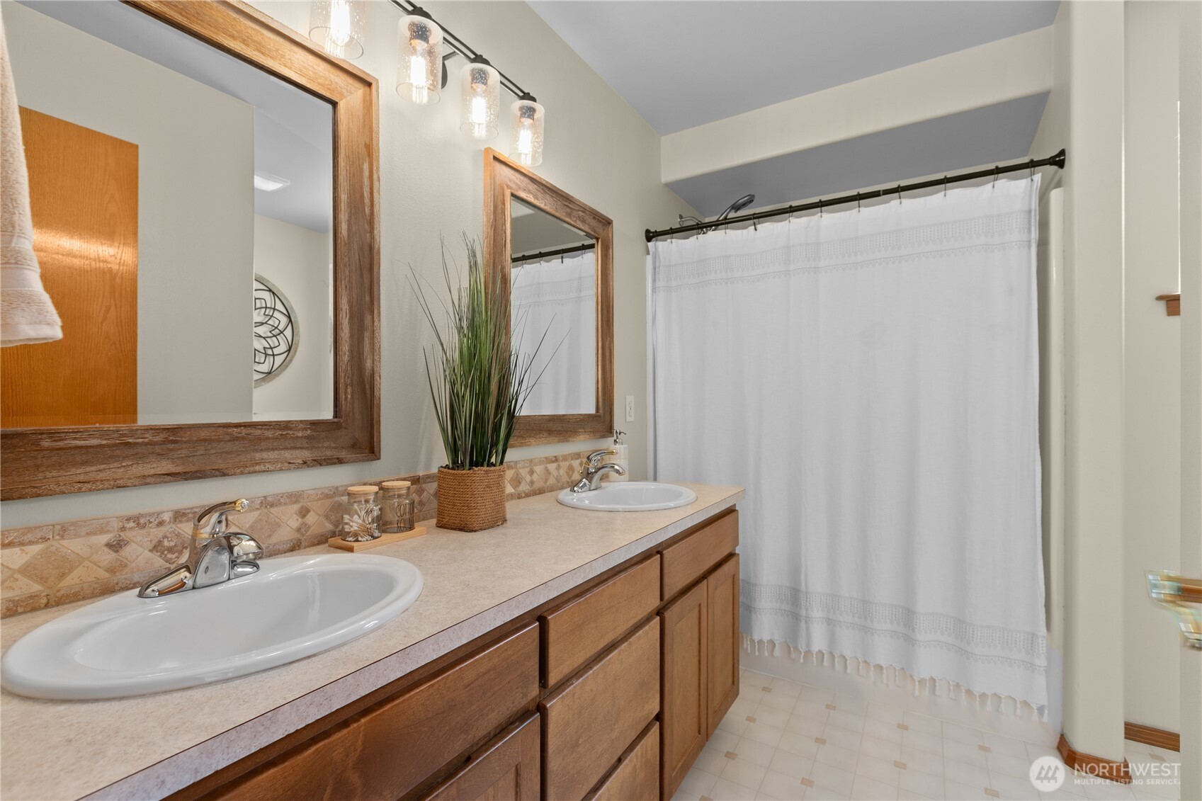 7301 199th Street SE Snohomish WA 98296