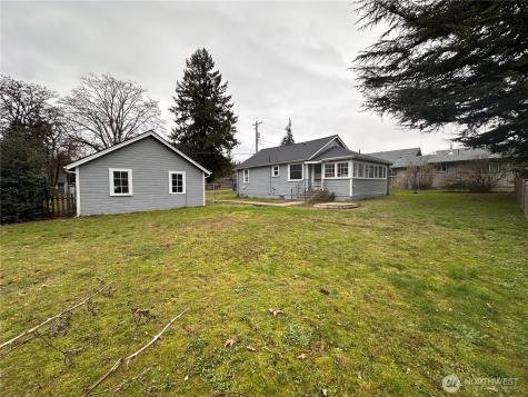 6925 52nd W University Place WA 98467