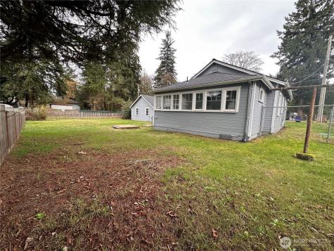 6925 52nd W University Place WA 98467