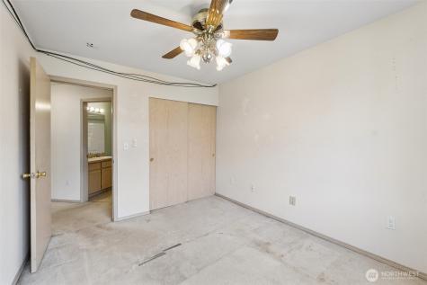 11901 128th Street Ct E Puyallup WA 98374
