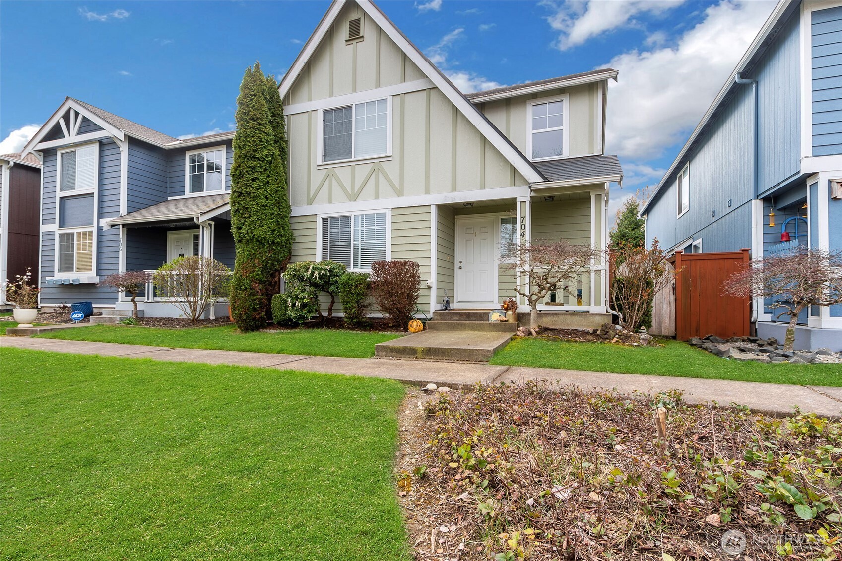 704 29th Avenue SE Puyallup WA 98374