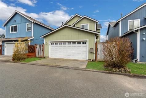 704 29th Avenue SE Puyallup WA 98374