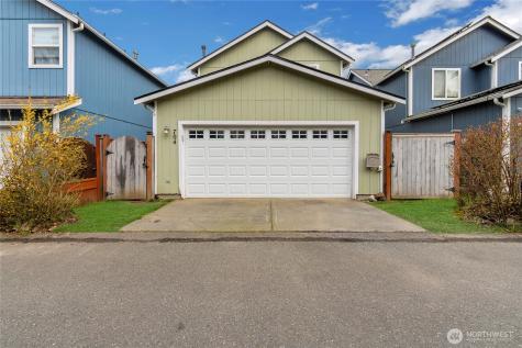 704 29th Avenue SE Puyallup WA 98374