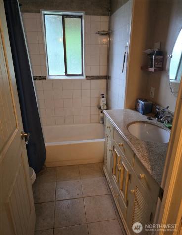 25611 126th Place SE Kent WA 98030