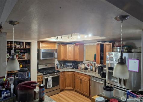 25611 126th Place SE Kent WA 98030