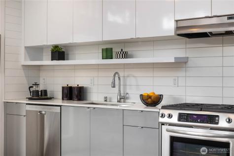 929 14th Avenue Seattle WA 98122
