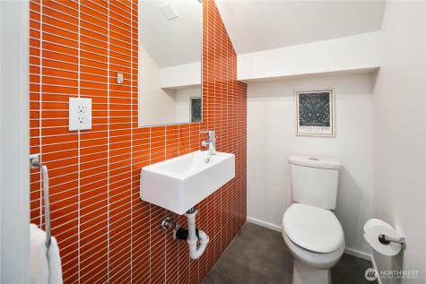 929 14th Avenue Seattle WA 98122
