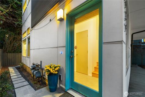 929 14th Avenue Seattle WA 98122