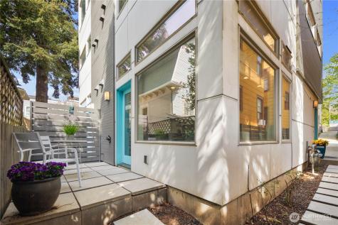 929 14th Avenue Seattle WA 98122