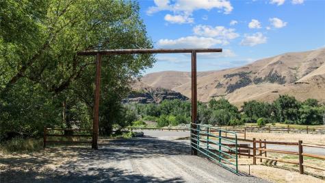 23001 Sr 821 Ellensburg WA 98926