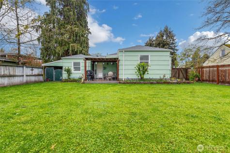 514 115th Street S Tacoma WA 98444