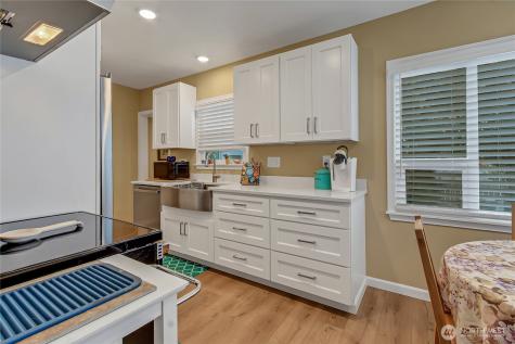 514 115th Street S Tacoma WA 98444