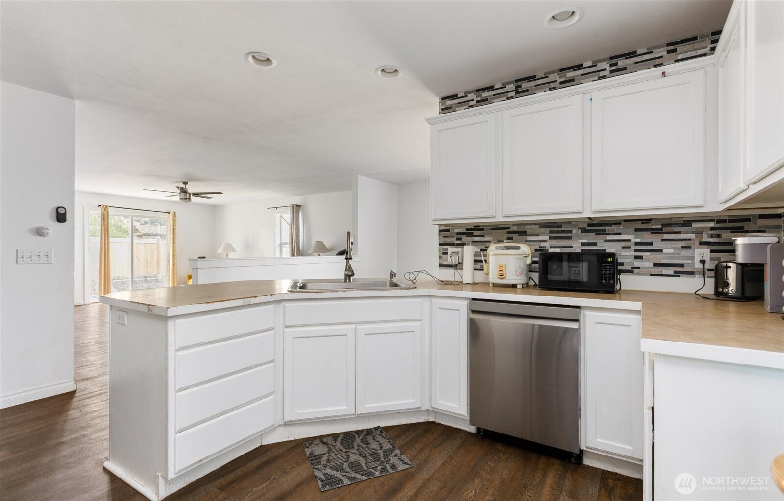 1853 SW Olive Street Oak Harbor WA 98277