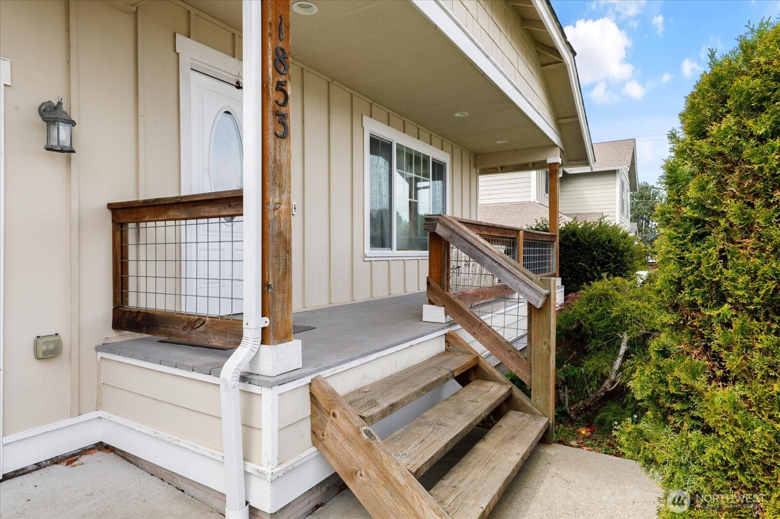 1853 SW Olive Street Oak Harbor WA 98277