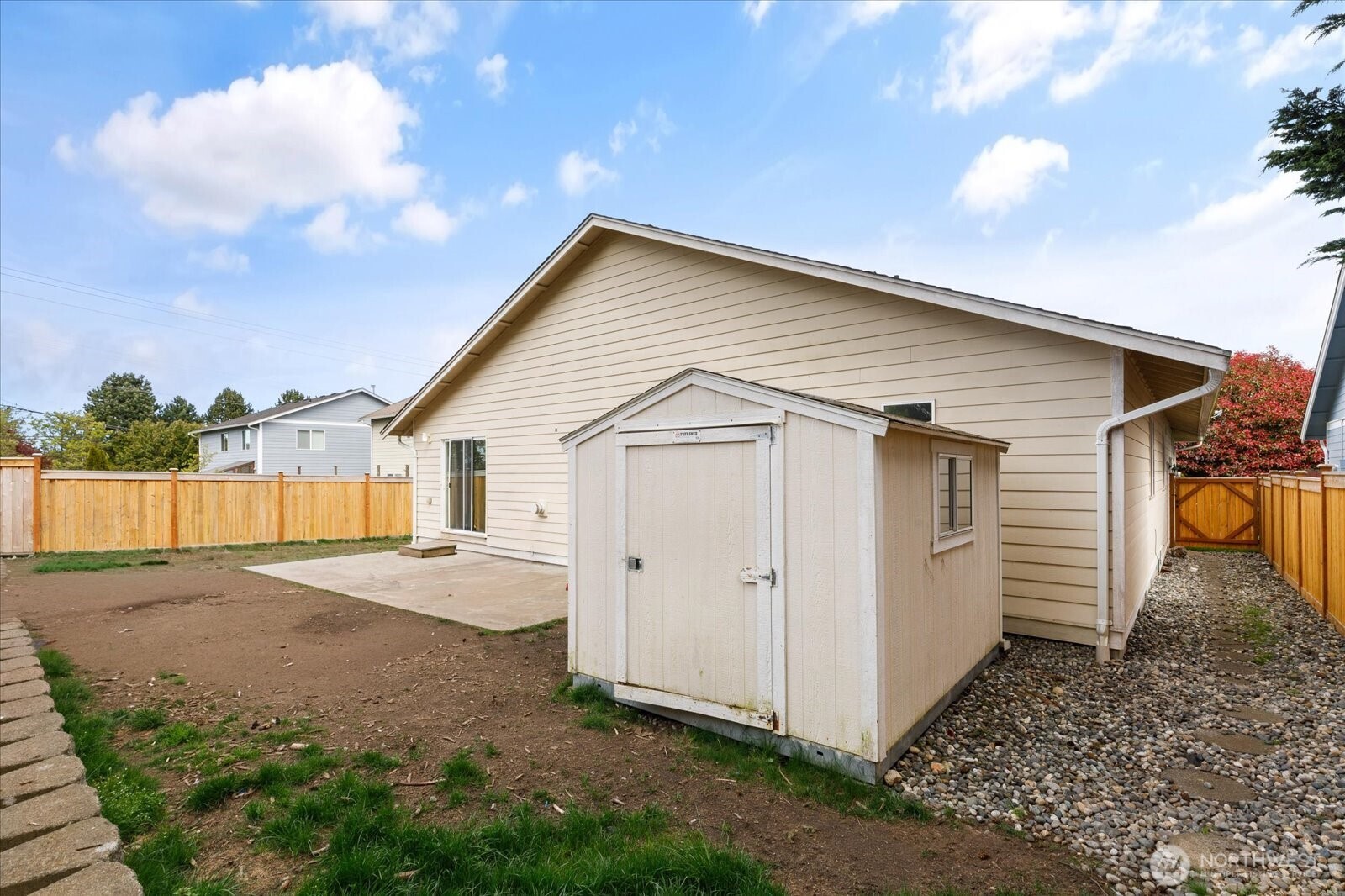 1853 SW Olive Street Oak Harbor WA 98277