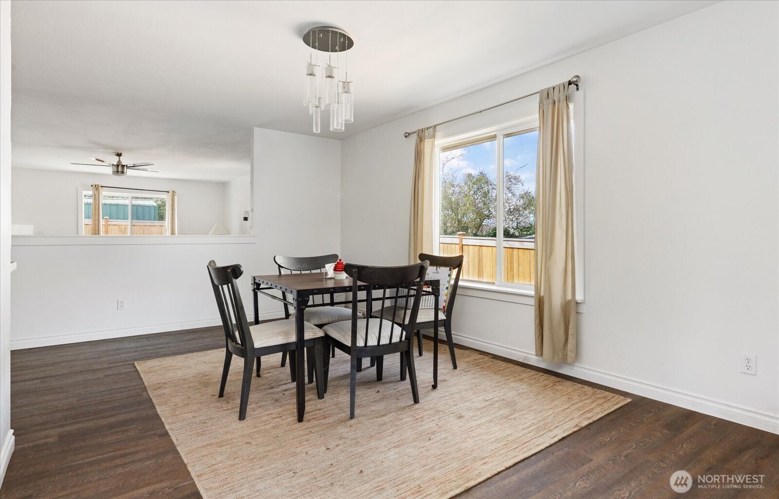 1853 SW Olive Street Oak Harbor WA 98277