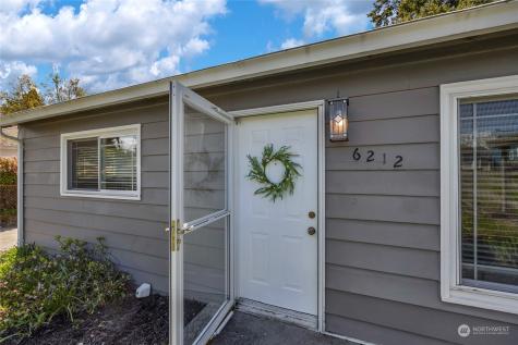 6212 W Magnolia Avenue Everett WA 98203