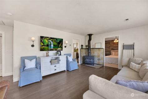6212 W Magnolia Avenue Everett WA 98203