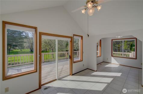 34009 Territory Road Oysterville WA 98641
