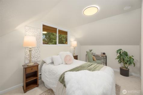21701 53rd Avenue W Mountlake Terrace WA 98043