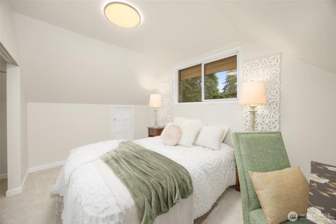 21701 53rd Avenue W Mountlake Terrace WA 98043