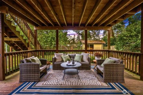 21701 53rd Avenue W Mountlake Terrace WA 98043