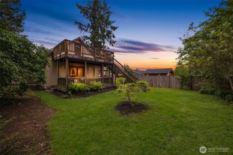 21701 53rd Avenue W Mountlake Terrace WA 98043