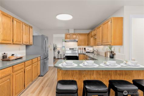 21701 53rd Avenue W Mountlake Terrace WA 98043