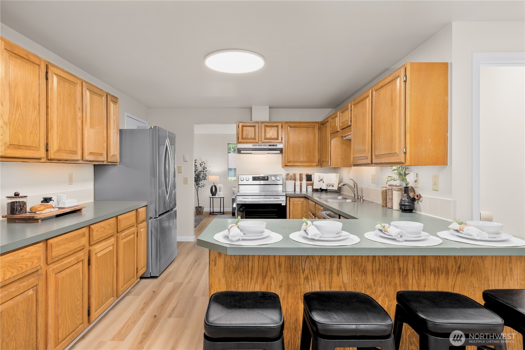 21701 53rd Avenue W Mountlake Terrace WA 98043