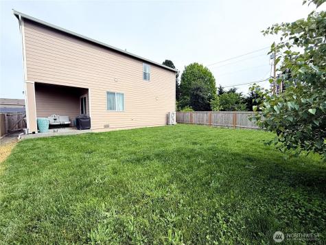 28402 78th Ave NW Stanwood WA 98292