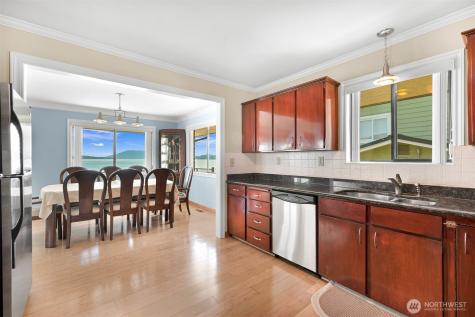 3962 Saltspring Drive Ferndale WA 98248