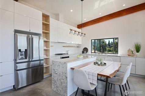 5453 Harborside Lane Freeland WA 98249