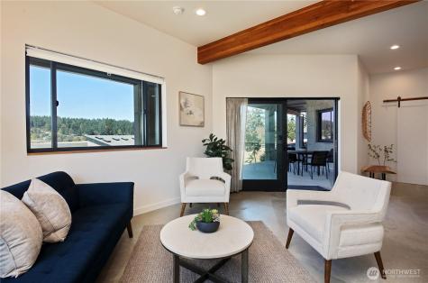 5453 Harborside Lane Freeland WA 98249