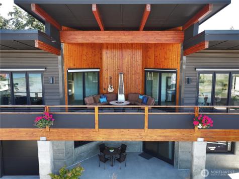5453 Harborside Lane Freeland WA 98249