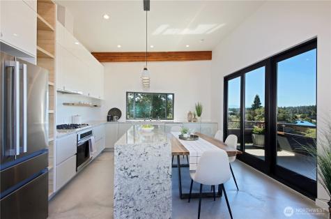 5453 Harborside Lane Freeland WA 98249