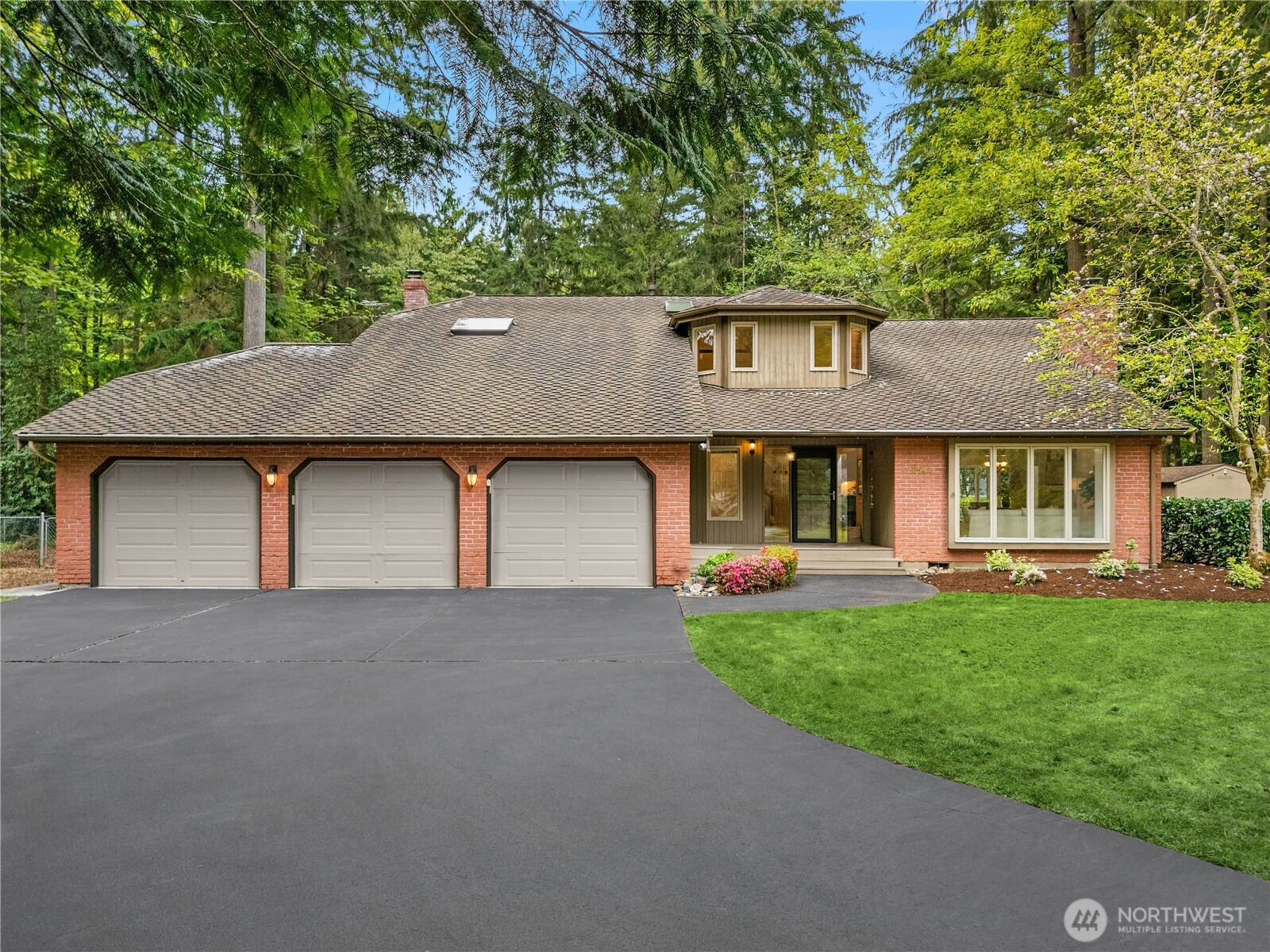 22542 NE 46th Street Redmond WA 98053