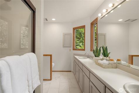 22542 NE 46th Street Redmond WA 98053