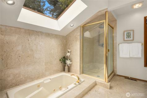 22542 NE 46th Street Redmond WA 98053