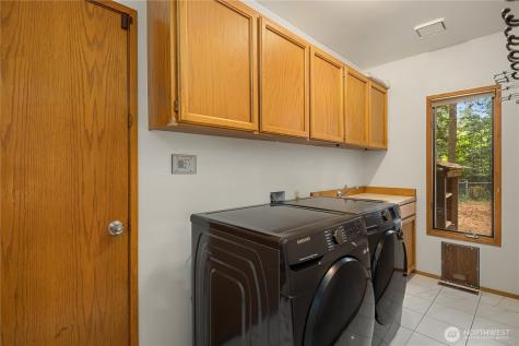 22542 NE 46th Street Redmond WA 98053