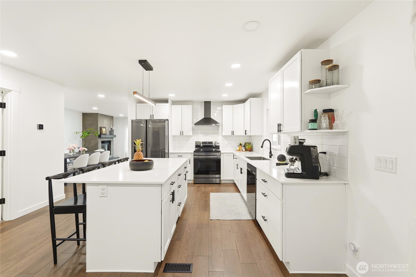 115 3rd Avenue SW Pacific WA 98047