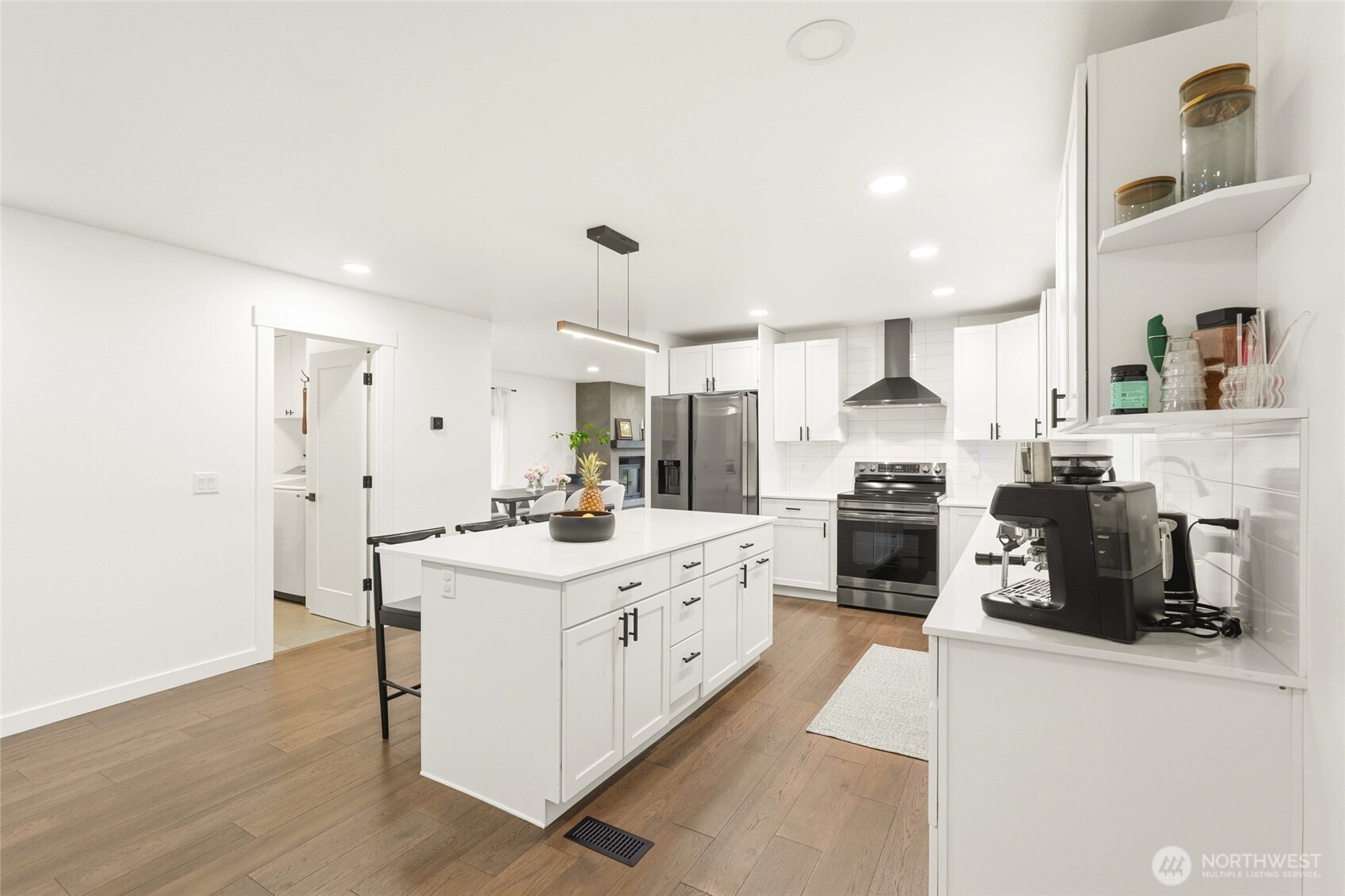 115 3rd Avenue SW Pacific WA 98047