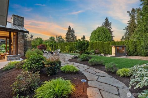 6006 128th Avenue NE Kirkland WA 98033